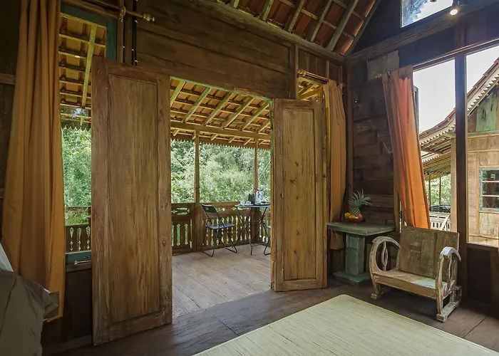 Tepi Sawah & Retreat ホリデーパーク