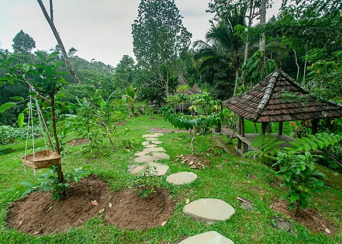 假日公园 Tepi Sawah & Retreat 2*